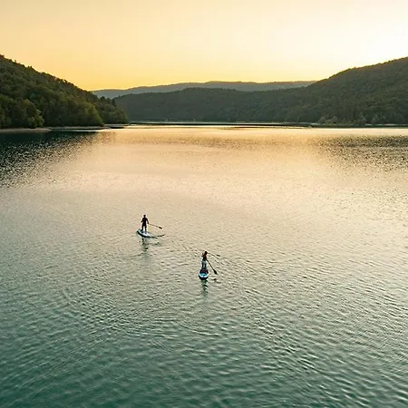 L'orgeletaine : Grande Maison Au Milieu Des Lacs Du Jura Holiday home *
